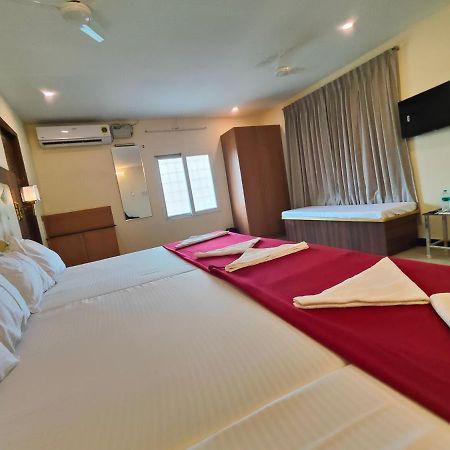 Hotel Comfort Канчипурам Экстерьер фото