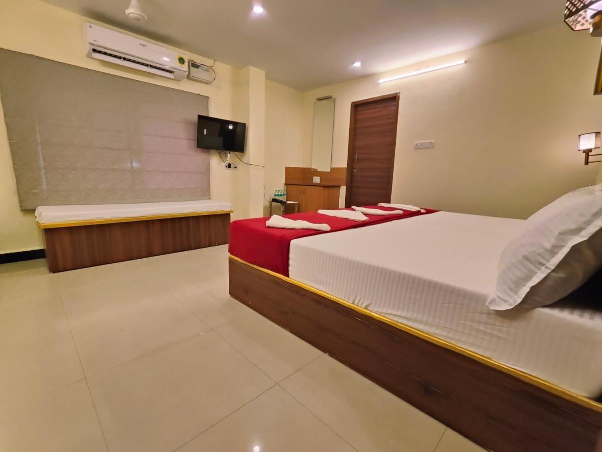 Hotel Comfort Канчипурам Экстерьер фото